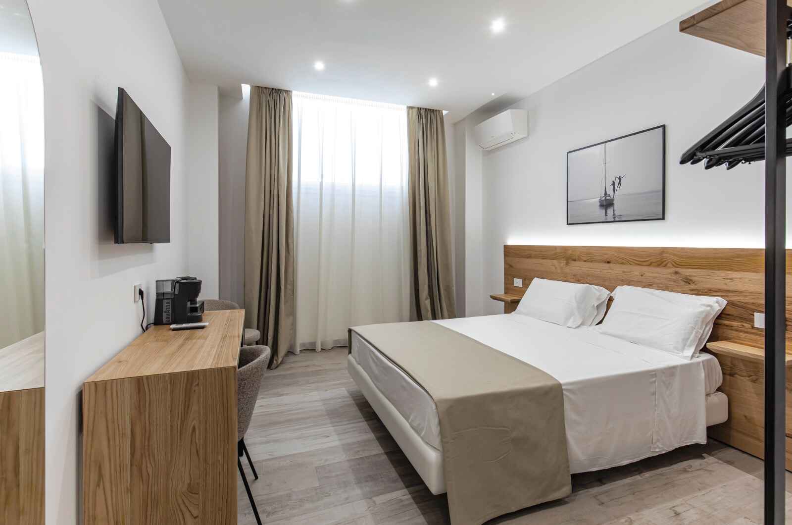 Vista interno camera superior sabbia tropea rooms